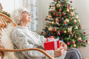 Home Care in Wilmette IL: Holiday Decorating